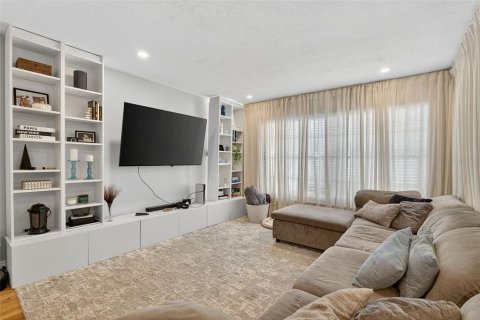 Villa ou maison à louer à Oldsmar, Floride: 2 chambres, 125.05 m2 № 1844374 - photo 18