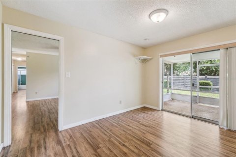 House in Winter Park, Florida 4 bedrooms, 149.29 sq.m. № 2097577 - photo 13