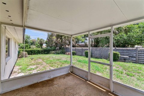 House in Winter Park, Florida 4 bedrooms, 149.29 sq.m. № 2097577 - photo 24