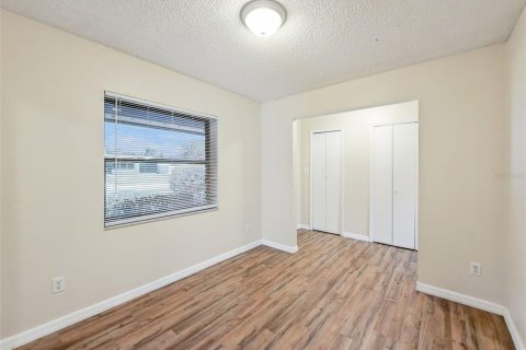 House in Winter Park, Florida 4 bedrooms, 149.29 sq.m. № 2097577 - photo 4