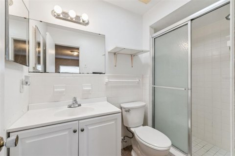 House in Winter Park, Florida 4 bedrooms, 149.29 sq.m. № 2097577 - photo 21