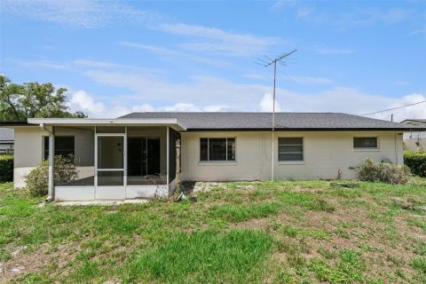House in Winter Park, Florida 4 bedrooms, 149.29 sq.m. № 2097577 - photo 25