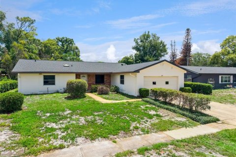 House in Winter Park, Florida 4 bedrooms, 149.29 sq.m. № 2097577 - photo 3