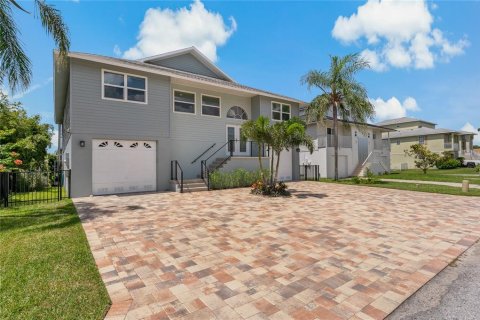 Villa ou maison à vendre à Hudson, Floride: 4 chambres, 170.01 m2 № 1907841 - photo 3