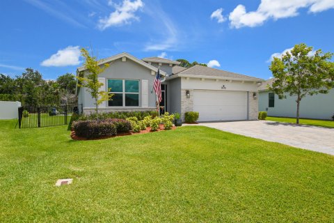 Villa ou maison à vendre à Stuart, Floride: 4 chambres, 188.87 m2 № 2083926 - photo 4