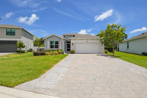Villa ou maison à vendre à Stuart, Floride: 4 chambres, 188.87 m2 № 2083926 - photo 2