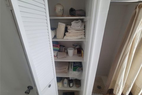 Condo in Punta Gorda, Florida, 2 bedrooms № 2217975 - photo 12