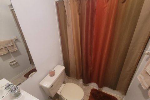 Condo in Punta Gorda, Florida, 2 bedrooms № 2217975 - photo 16