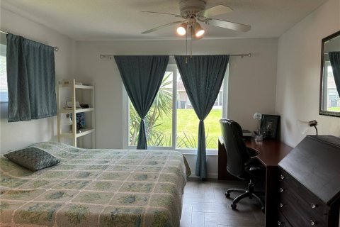 Casa en alquiler en Sarasota, Florida, 2 dormitorios, 92.16 m2 № 1273002 - foto 16