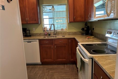 Casa en alquiler en Sarasota, Florida, 2 dormitorios, 92.16 m2 № 1273002 - foto 3