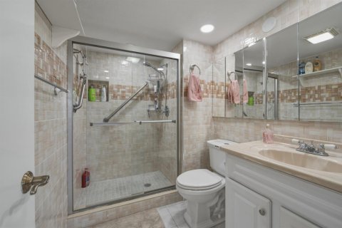 Condo in Pembroke Pines, Florida, 2 bedrooms № 2187023 - photo 6
