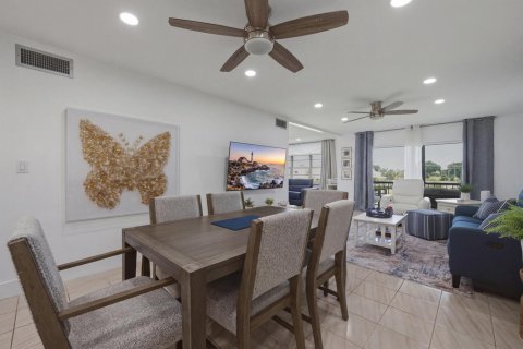 Condo in Pembroke Pines, Florida, 2 bedrooms № 2187023 - photo 12