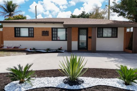 Casa en venta en Oakland Park, Florida, 3 dormitorios, 96.62 m2 № 2046705 - foto 2