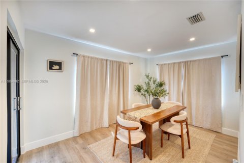 Casa en venta en Oakland Park, Florida, 3 dormitorios, 96.62 m2 № 2046705 - foto 11