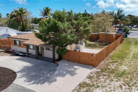 Casa en venta en Oakland Park, Florida, 3 dormitorios, 96.62 m2 № 2046705 - foto 3