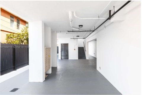 Apartment in Miami, Florida 2 bedrooms, 69.68 sq.m. № 1993298 - photo 28