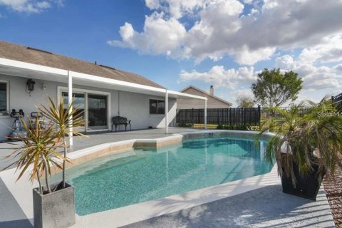 House in Orlando, Florida 3 bedrooms, 168.71 sq.m. № 2217430 - photo 29