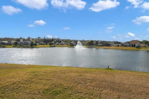 House in Orlando, Florida 3 bedrooms, 168.71 sq.m. № 2217430 - photo 5