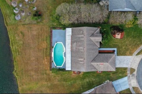 House in Orlando, Florida 3 bedrooms, 168.71 sq.m. № 2217430 - photo 6