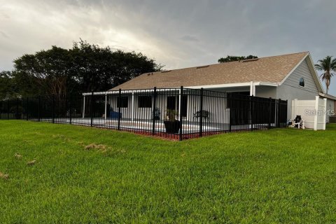 House in Orlando, Florida 3 bedrooms, 168.71 sq.m. № 2217430 - photo 22