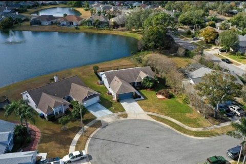 House in Orlando, Florida 3 bedrooms, 168.71 sq.m. № 2217430 - photo 7