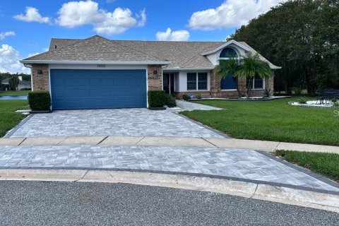 House in Orlando, Florida 3 bedrooms, 168.71 sq.m. № 2217430