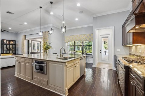 Villa ou maison à vendre à Lake Mary, Floride: 4 chambres, 374.49 m2 № 2403233 - photo 17