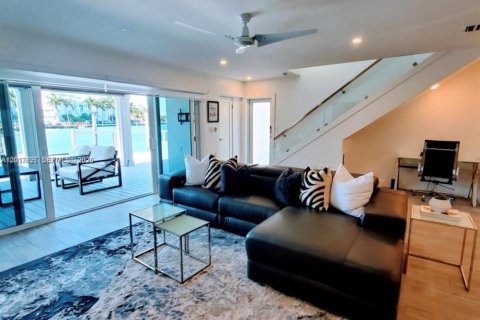 Touwnhouse à louer à Miami Beach, Floride: 3 chambres, 151.62 m2 № 2076046 - photo 19