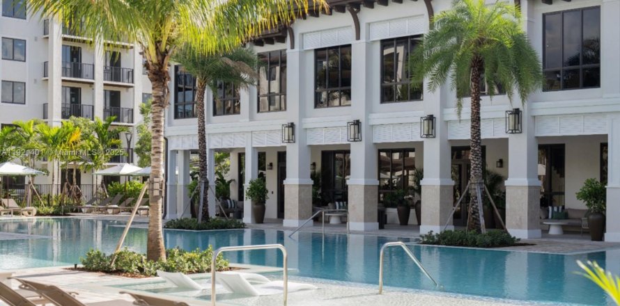 Квартира в Делрей-Бич, Флорида 2 спальни, 103.68м2 № 1975513