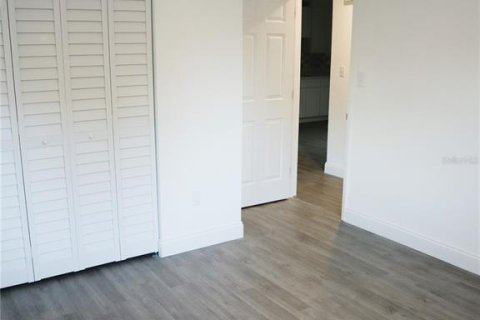 Duplex in Cocoa, Florida 3 bedrooms, 96.99 sq.m. № 1717192 - photo 9
