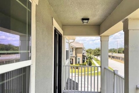 Touwnhouse à vendre à Kissimmee, Floride: 3 chambres, 157.93 m2 № 2399075 - photo 16