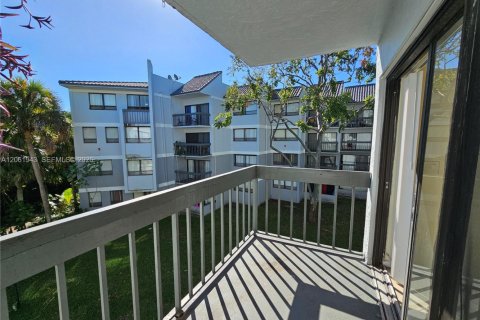 Copropriété à vendre à West Palm Beach, Floride: 1 chambre, 72 m2 № 2254771 - photo 4
