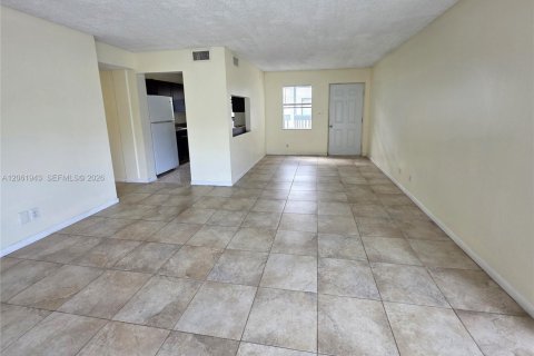 Copropriété à vendre à West Palm Beach, Floride: 1 chambre, 72 m2 № 2254771 - photo 2