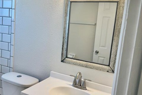 Appartement à louer à Deltona, Floride: 2 chambres, 169.45 m2 № 1852536 - photo 8