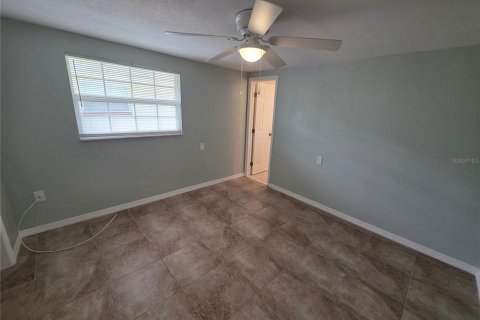 Copropriété à louer à New Port Richey, Floride: 2 chambres, 74.41 m2 № 2399501 - photo 7