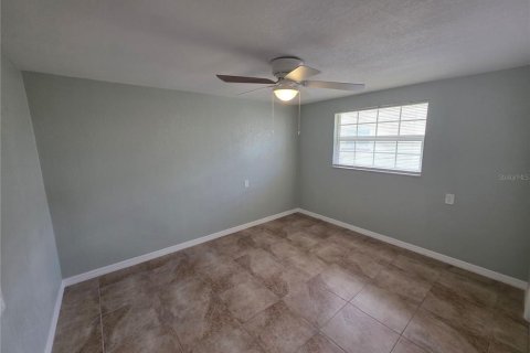 Copropriété à louer à New Port Richey, Floride: 2 chambres, 74.41 m2 № 2399501 - photo 9