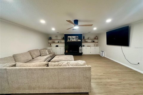 House in Bradenton, Florida 5 bedrooms, 230.58 sq.m. № 1914828 - photo 15