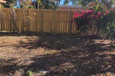 Villa ou maison à louer à Hollywood, Floride: 3 chambres, 141.58 m2 № 2002173 - photo 8