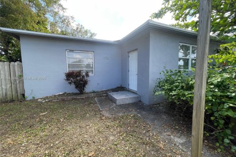 Villa ou maison à louer à Hollywood, Floride: 3 chambres, 141.58 m2 № 2002173 - photo 11