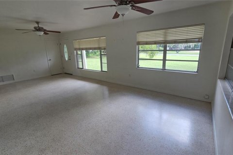 Casa en venta en Bronson, Florida, 3 dormitorios, 141.03 m2 № 2383735 - foto 8