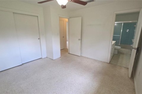 Casa en venta en Bronson, Florida, 3 dormitorios, 141.03 m2 № 2383735 - foto 19