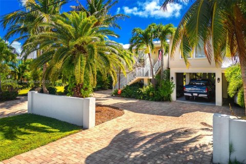 Casa en venta en Sugarloaf Key, Florida, 4 dormitorios, 225.01 m2 № 1847725 - foto 14