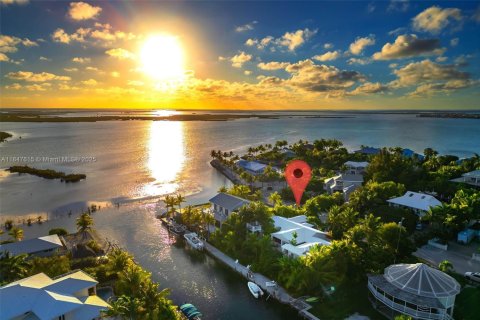Casa en venta en Sugarloaf Key, Florida, 4 dormitorios, 225.01 m2 № 1847725 - foto 26