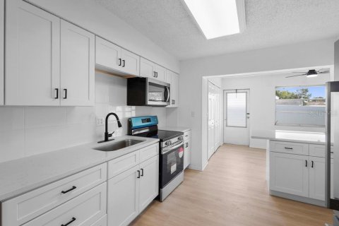 Condominio en venta en Seminole, Florida, 2 dormitorios, 109.62 m2 № 2233033 - foto 6