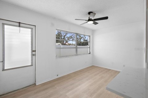 Condominio en venta en Seminole, Florida, 2 dormitorios, 109.62 m2 № 2233033 - foto 20