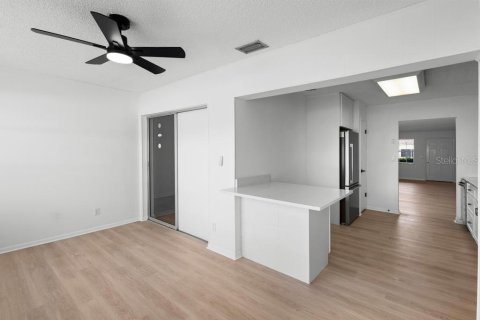 Condominio en venta en Seminole, Florida, 2 dormitorios, 109.62 m2 № 2233033 - foto 15