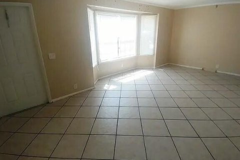 Villa ou maison à louer à Riviera Beach, Floride: 3 chambres, 122.72 m2 № 2378762 - photo 6