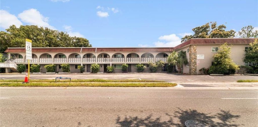 Appartement à Saint Petersburg, Floride 2 chambres, 102.19 m2 № 2106870