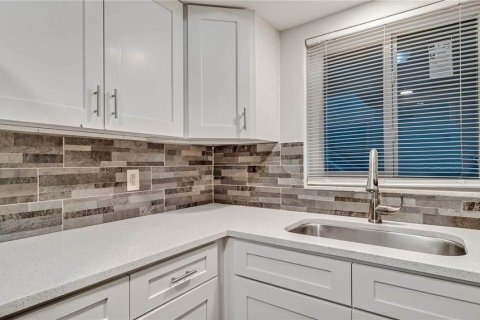 Appartement à louer à Saint Petersburg, Floride: 2 chambres, 102.19 m2 № 2106870 - photo 5