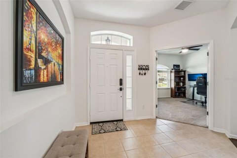 House in Orlando, Florida 4 bedrooms, 248.7 sq.m. № 2151546 - photo 11